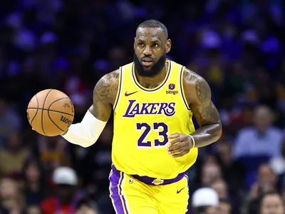 The Lakers were in town playing the Cavaliers in Cleveland over the weekend, so James took his Lakers teammates on a tour of the new museum.

